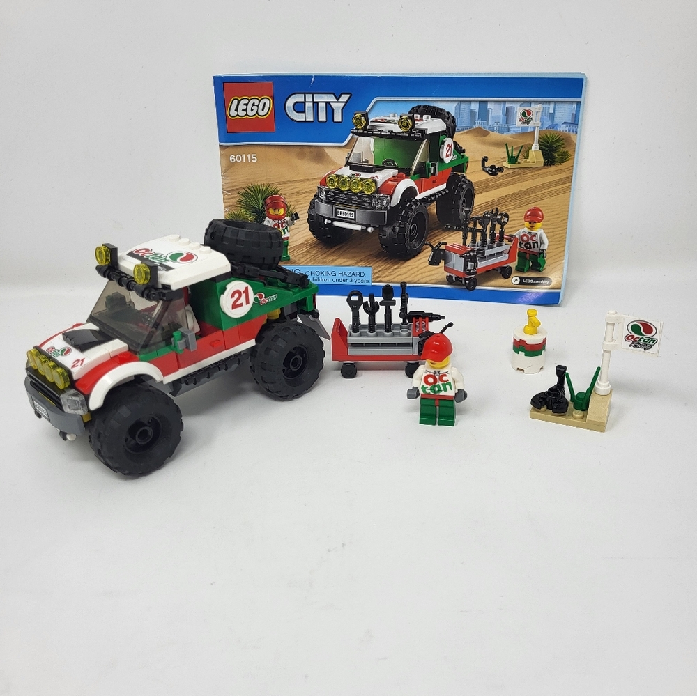 LEGO City 4 x 4 Off‎ Roader 60115 Complete Set Retired